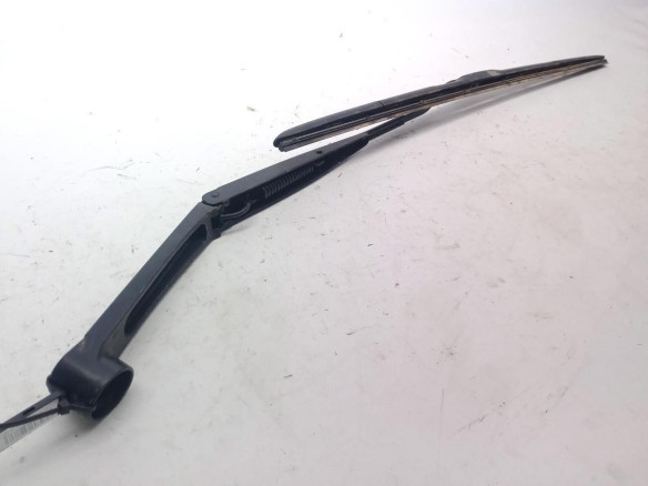 BRAZO LIMPIAPARABRISAS DEL IZQ KIA RIO IV (YB, SC)|Desguaces La Cabaña