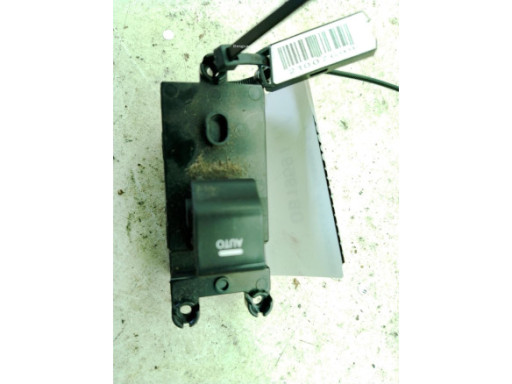 MANDO ELEVALUNAS PUERTA LATERAL TRASERO IZQUIERDO|Desguaces La Cabaña