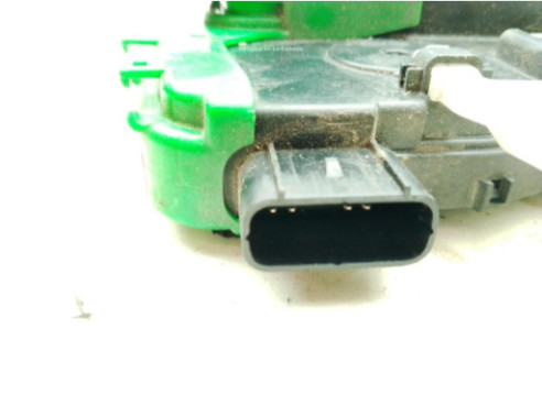 CERRADURA PUERTA LAT TRA IZQ HYUNDAI i40 (VF)|Desguaces La Cabaña