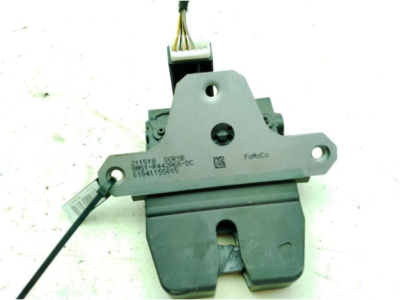 8M51R442A66DC CERRADURA PORTON / TAPA MALETA FORD FOCUS III|Desguaces La Cabaña