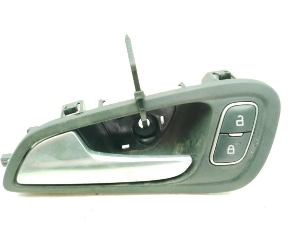 MANILLA PUERTA LAT DEL IZQ INT FORD FOCUS III|Desguaces La Cabaña