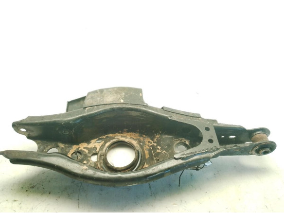 4874005060  BRAZO SUSPENSION TRA IZQ INF CENTRAL TOYOTA AURIS (_E18_)|Desguaces La Cabaña