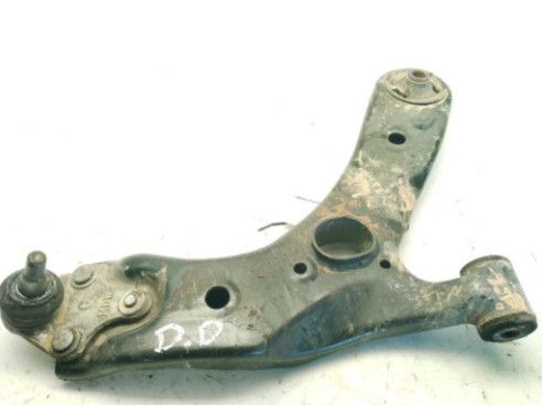 4806802130 BRAZO SUSPENSION DEL DER INF TOYOTA AURIS (_E18_)|Desguaces La Cabaña