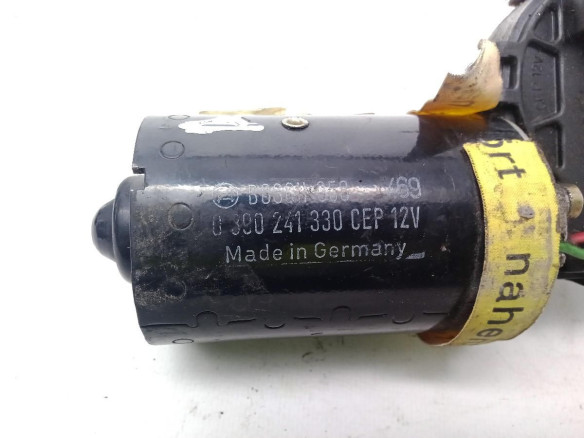 0390241330 MOTOR LIMPIAPARABRISAS DEL AUDI 100 (4A2, C4)|Desguaces La Cabaña