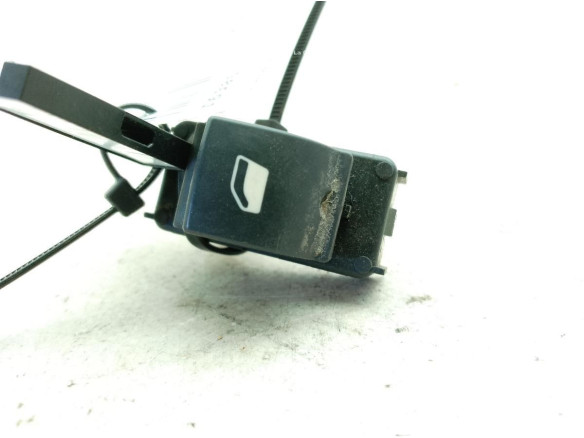 98044803ZD MANDO ELEVALUNAS PUERTA LAT DEL DER CITROEN C4 CACTUS|Desguaces La Cabaña