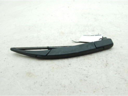 1611872280  BRAZO LIMPIAPARABRISAS TRA PORTÓN CITROEN C4 CACTUS|Desguaces La Cabaña