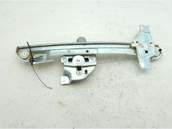 9813093180D ELEVALUNAS PUERTA LAT DEL DER CITROEN C3 III (SX)|Desguaces La Cabaña