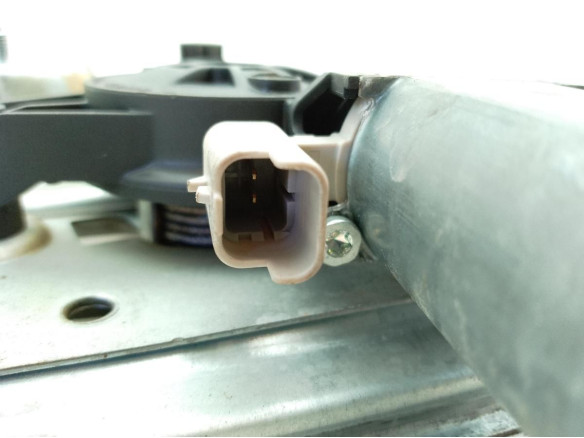 9813093180D ELEVALUNAS PUERTA LAT DEL DER CITROEN C3 III (SX)|Desguaces La Cabaña