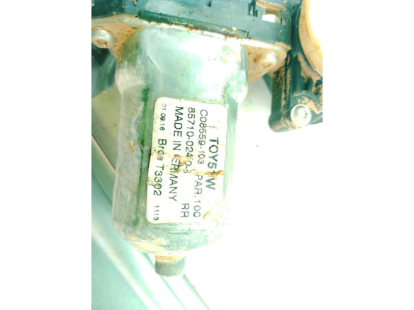 8570102010 ELEVALUNAS PUERTA LAT TRA IZQ TOYOTA AURIS (_E18_)|Desguaces La Cabaña