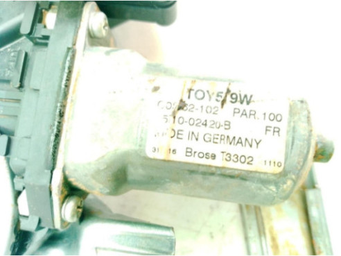 571002420B ELEVALUNAS PUERTA LAT DEL DER TOYOTA AURIS (_E18_)|Desguaces La Cabaña