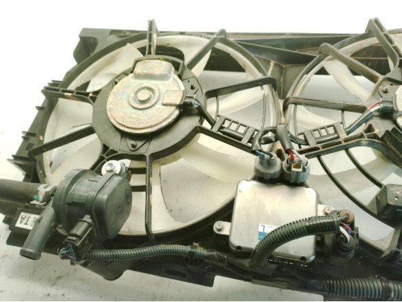 MF4227509130 ELECTROVENTILADOR TOYOTA AURIS (_E18_)|Desguaces La Cabaña