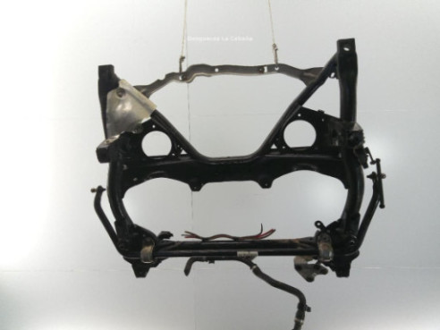 686929001 CUNA MOTOR BMW 1 (F20)|Desguaces La Cabaña