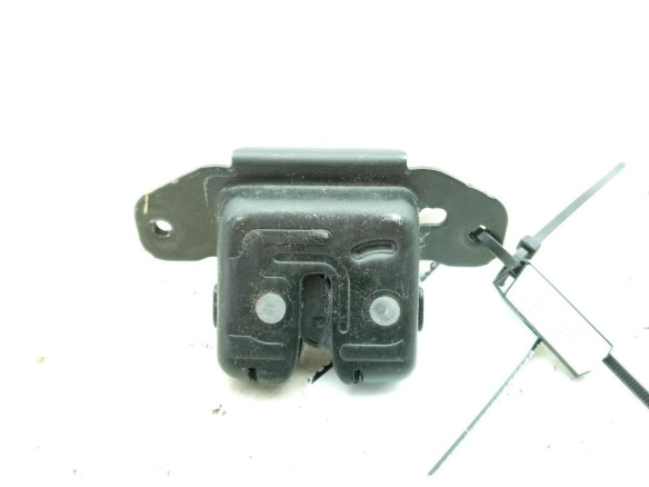 6935002090  CERRADURA PORTON / TAPA MALETA TOYOTA AURIS (_E18_)|Desguaces La Cabaña