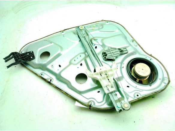 BCG7082RR ELEVALUNAS PUERTA LAT TRA DER HYUNDAI SANTA FE II (CM)|Desguaces La Cabaña