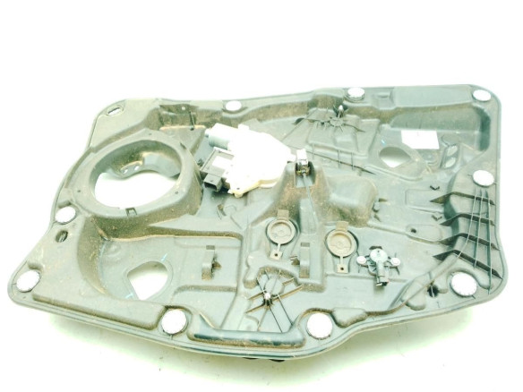 C58797105 ELEVALUNAS PUERTA LAT DEL DER FIAT 500X (334_)|Desguaces La Cabaña