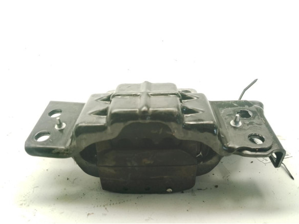 2Q0199555BC SOPORTE MOTOR DER VW POLO (AW1, BZ1)|Desguaces La Cabaña
