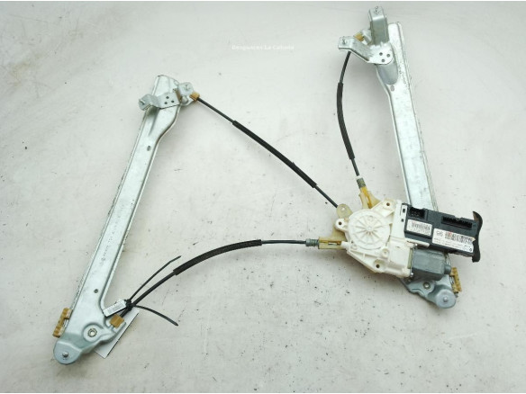 807200010R  ELEVALUNAS PUERTA LAT DEL DER RENAULT LATITUDE (L70_)|Desguaces La Cabaña