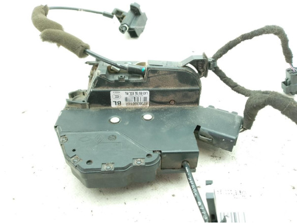 825030014R CERRADURA PUERTA LAT TRA IZQ RENAULT LATITUDE (L70_)|Desguaces La Cabaña