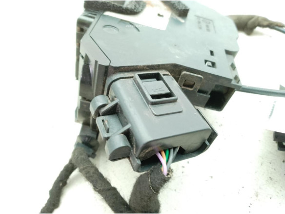 825030014R CERRADURA PUERTA LAT TRA IZQ RENAULT LATITUDE (L70_)|Desguaces La Cabaña