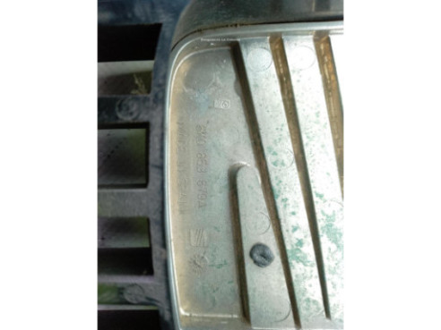 6K0853679A REJILLA / CALANDRA SEAT IBIZA II (6K1)|Desguaces La Cabaña
