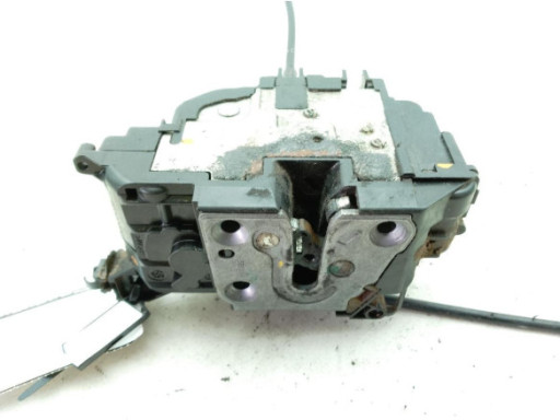 8200027776  CERRADURA PUERTA LAT DEL IZQ RENAULT MEGANE III Fastback (BZ0_)|Desguaces La Cabaña