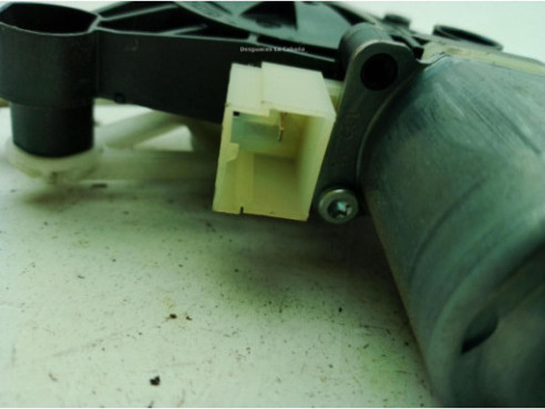 8V4839462 ELEVALUNAS PUERTA LAT TRA DER AUDI A3 Sportback (8VA, 8VF)|Desguaces La Cabaña