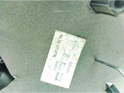 963011787R ESPEJO DER DACIA SANDERO II|Desguaces La Cabaña