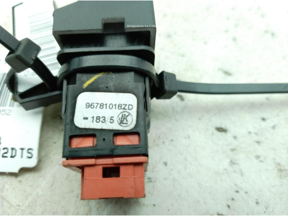 96781018ZD INTERRUPTOR WARNING CITROEN C4 Picasso II|Desguaces La Cabaña