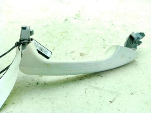 A2047601800  MANILLA PUERTA LAT DEL DER EXT MERCEDES BENZ CLASE GLA (X156)|Desguaces La Cabaña