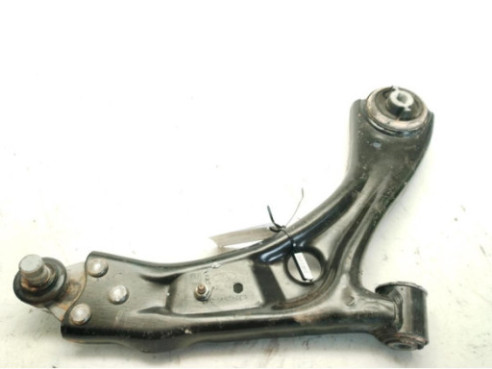 2216265  BRAZO SUSPENSION DEL DER INF FORD FOCUS IV (HN)|Desguaces La Cabaña