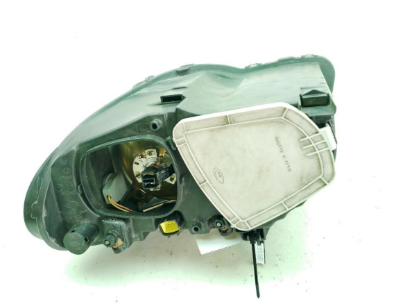 04857830AB FARO DERECHO CHRYSLER VOYAGER IV (RG, RS)|Desguaces La Cabaña