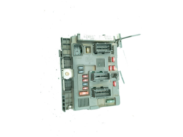 9643498980 CAJA FUSIBLES EXTERIOR (BSM) PEUGEOT PARTNER ORIGIN Combispace (5F)|Desguaces La Cabaña