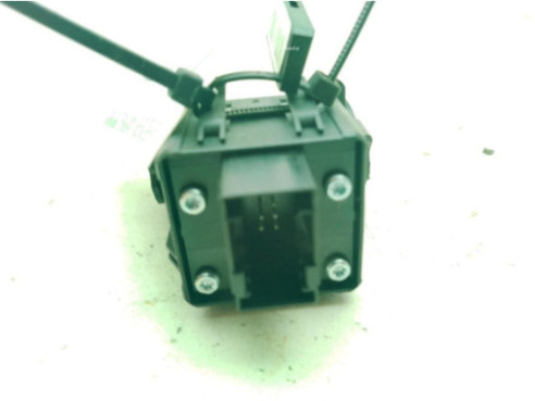 9666405677 INTERRUPTOR FRENO MANO ELECTRICO PEUGEOT 3008 Limusina (0U_)|Desguaces La Cabaña