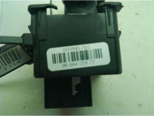 9666405677 INTERRUPTOR FRENO MANO ELECTRICO PEUGEOT 3008 Limusina (0U_)|Desguaces La Cabaña