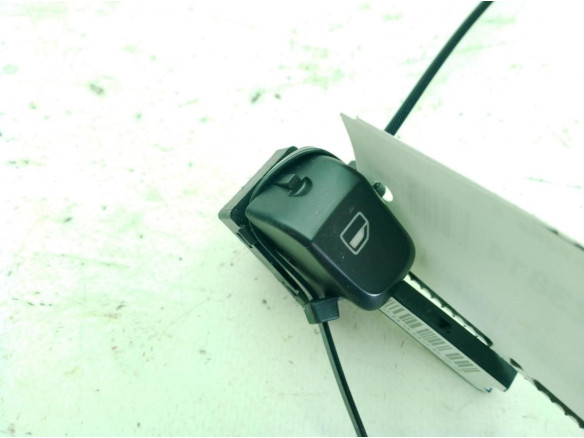 8K0959855A MANDO ELEVALUNAS PUERTA LAT DEL DER AUDI A4 Allroad (8KH, B8)|Desguaces La Cabaña