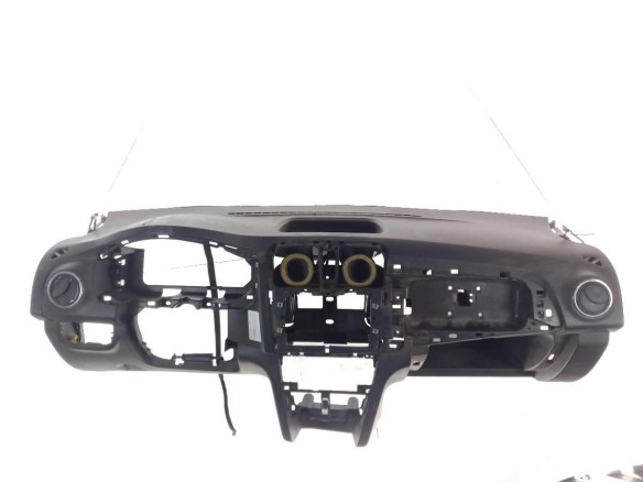 SALPICADERO DACIA SANDERO II|Desguaces La Cabaña