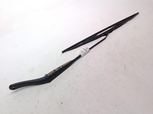 BRAZO LIMPIAPARABRISAS DEL DER DACIA DUSTER|Desguaces La Cabaña