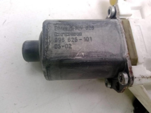996625101 ELEVALUNAS PUERTA LAT DEL DER BMW 1 (E87)|Desguaces La Cabaña