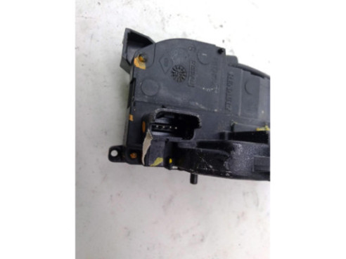 CERRADURA PUERTA LAT TRA DER RENAULT MEGANE III Fastback (BZ0_)|Desguaces La Cabaña
