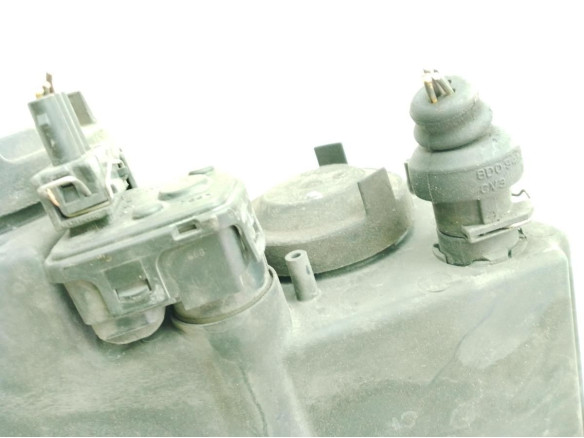 FARO IZQUIERDO VW PASSAT (3B2)|Desguaces La Cabaña