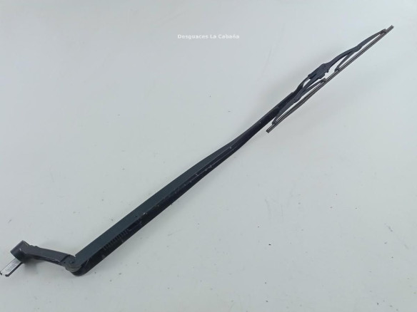 BRAZO LIMPIAPARABRISAS DEL DER TOYOTA AURIS (_E18_)|Desguaces La Cabaña