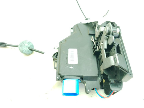 7L0839015H CERRADURA PUERTA LAT TRA IZQ VW TOURAN (1T3)|Desguaces La Cabaña