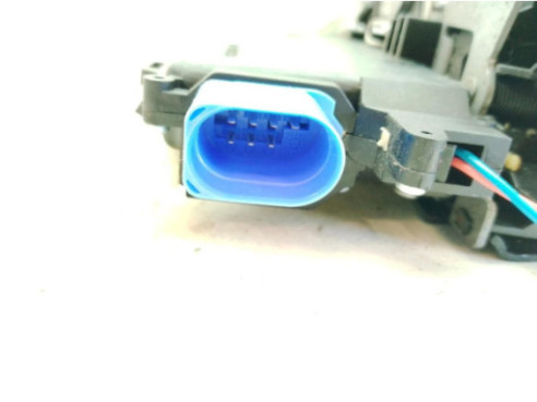 7L0839015H CERRADURA PUERTA LAT TRA IZQ VW TOURAN (1T3)|Desguaces La Cabaña