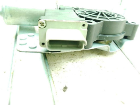 807211440R ELEVALUNAS PUERTA LAT DEL IZQ DACIA SANDERO II|Desguaces La Cabaña