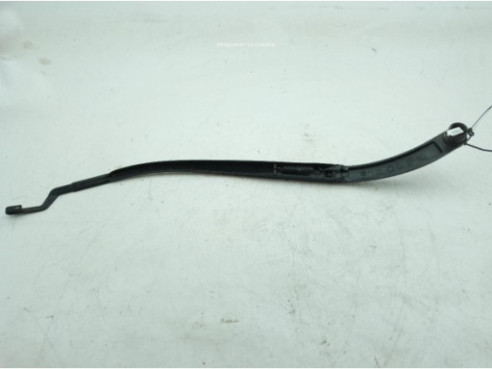 98321D9000  BRAZO LIMPIAPARABRISAS DEL DER KIA SPORTAGE (QL)|Desguaces La Cabaña