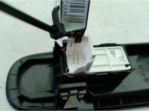96762292ZD MANDO ELEVALUNAS PUERTA LAT DEL DER PEUGEOT 308 II|Desguaces La Cabaña