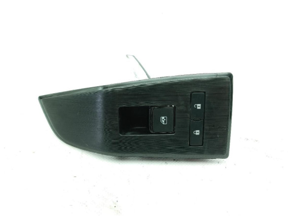 MANDO ELEVALUNAS PUERTA LAT DEL DER NISSAN QASHQAI III (J12)|Desguaces La Cabaña