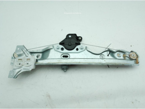 807006UA1B ELEVALUNAS PUERTA LAT DEL DER NISSAN QASHQAI III (J12)|Desguaces La Cabaña