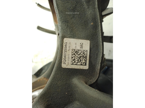 2Q0407255AG MANGUETA DEL IZQ SEAT IBIZA V (KJ1)|Desguaces La Cabaña