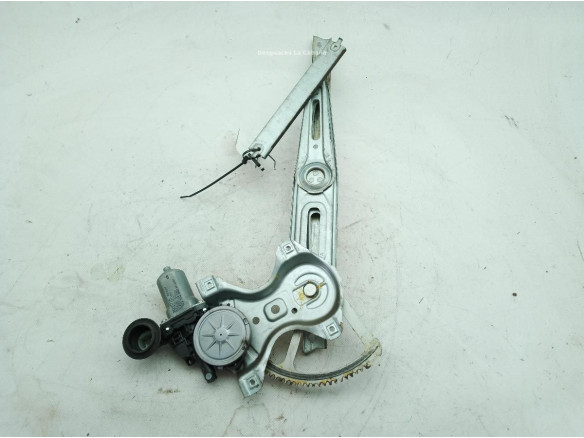 857100D100 ELEVALUNAS PUERTA LAT DEL DER TOYOTA YARIS (_P13_)|Desguaces La Cabaña